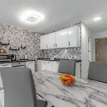 Апартаменты Ocean View Sunflower La Arena
