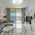 Апартаменты Ocean View Sunflower La Arena